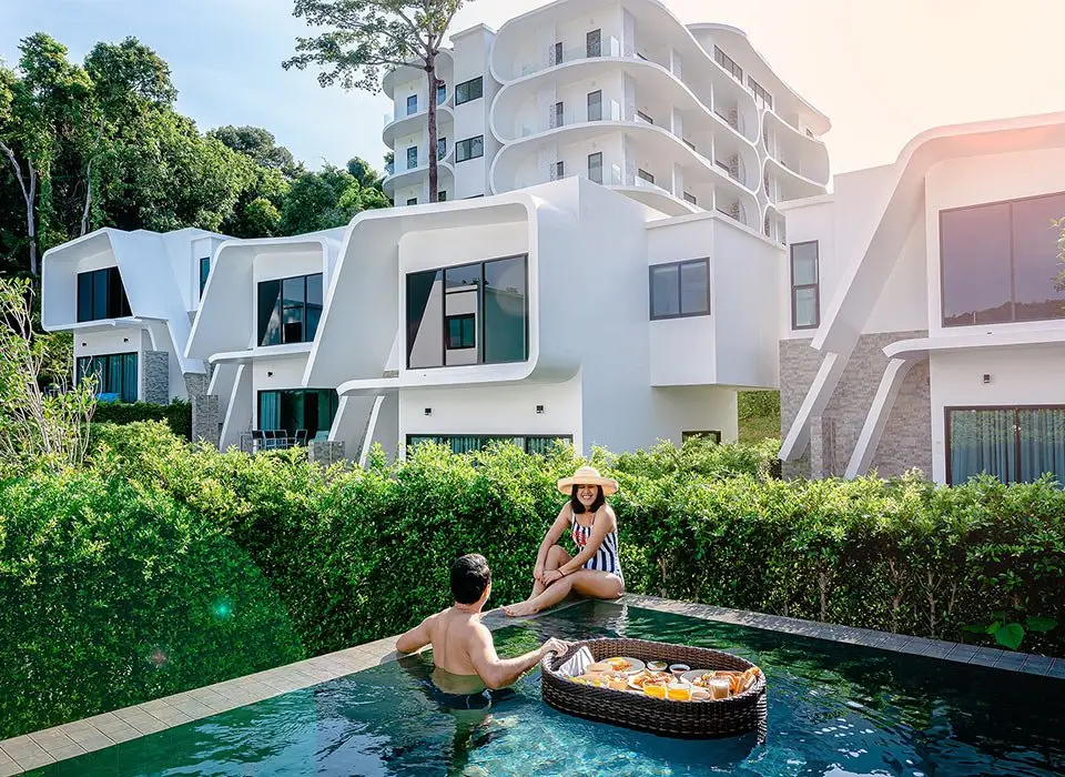 1-Bed Apartment in Utopia Naiharn, near Nai Harn Beach — Nai Harn · 2/19