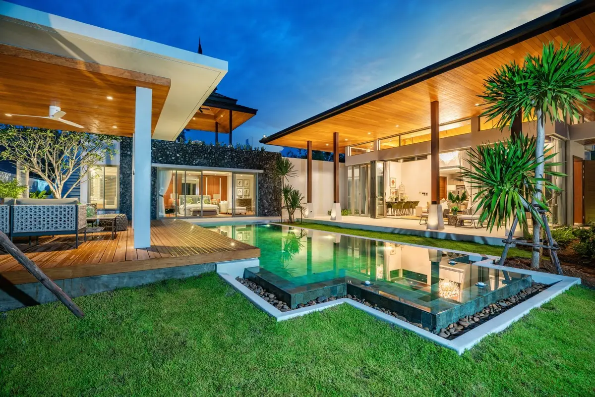 4-Bed Villa in Botanica Bangtao Beach, Walk to Bang Tao — Bang Tao · 2/16