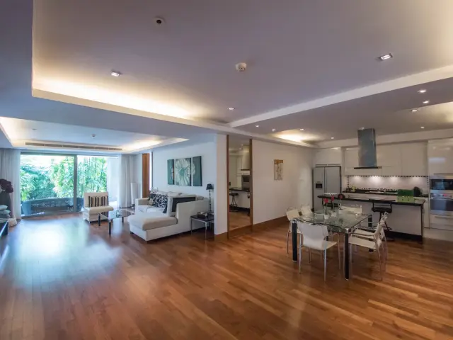 -Bedroom Apartments, with pool view and near the sea in Pearl of Naithon project, on Naithon beach — Nai Thon