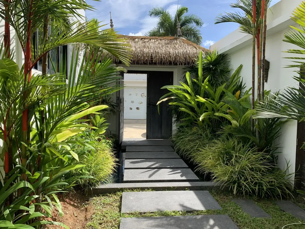 3-Bed Villa of 338 sqm at Aelita Villas near Layan — Layan · 1/26