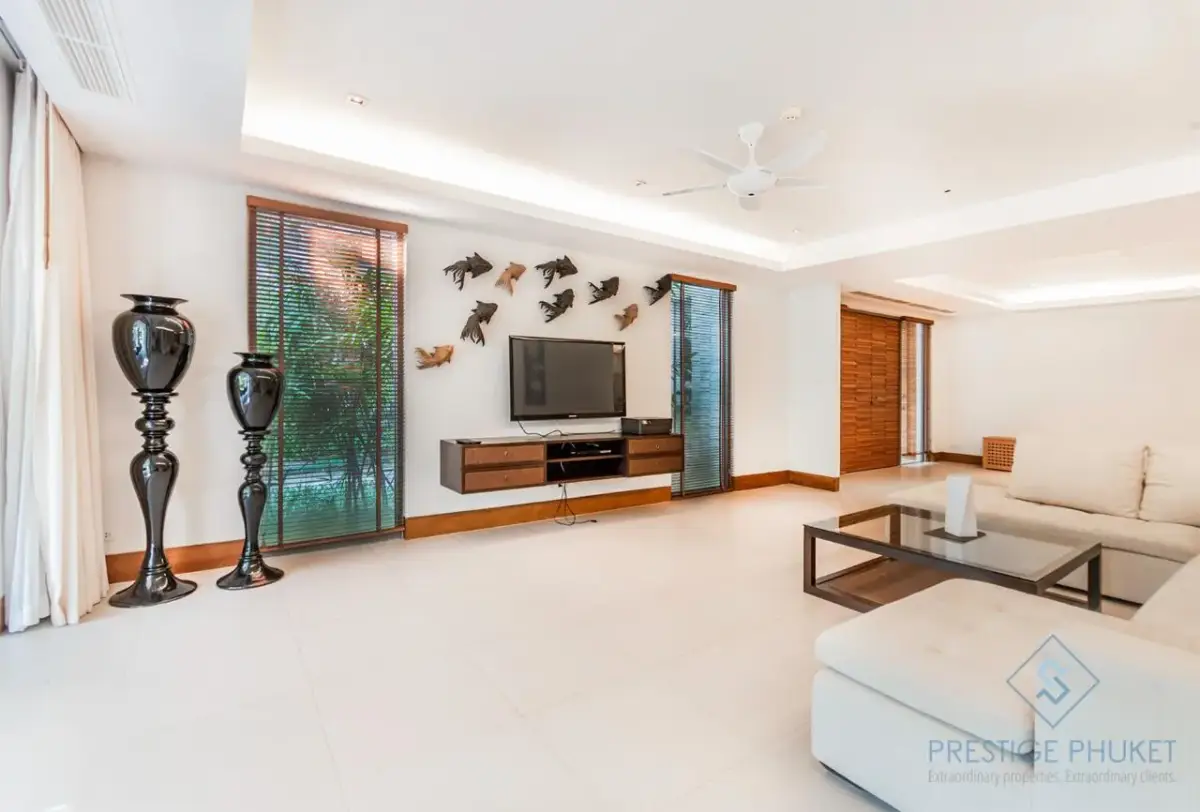 Three-bedroom apartment with private terrace, Pearl of Naithon — Nai Thon · 4/34