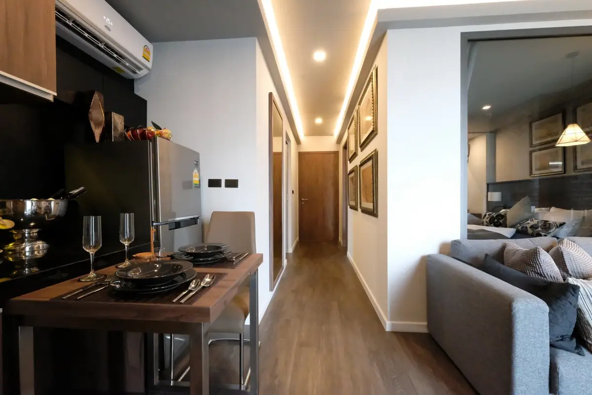 Sea-View One-Bedroom Apartment of 56 sqm in Karon — Karon · 5/11