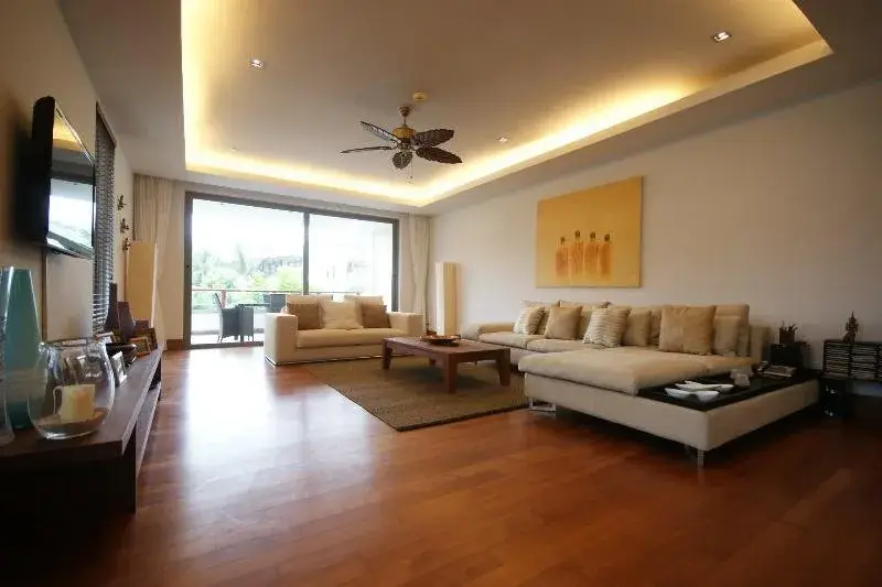 4-Bed Apartment with Private Pool at Pearl of Naithon — Nai Thon · 5/26