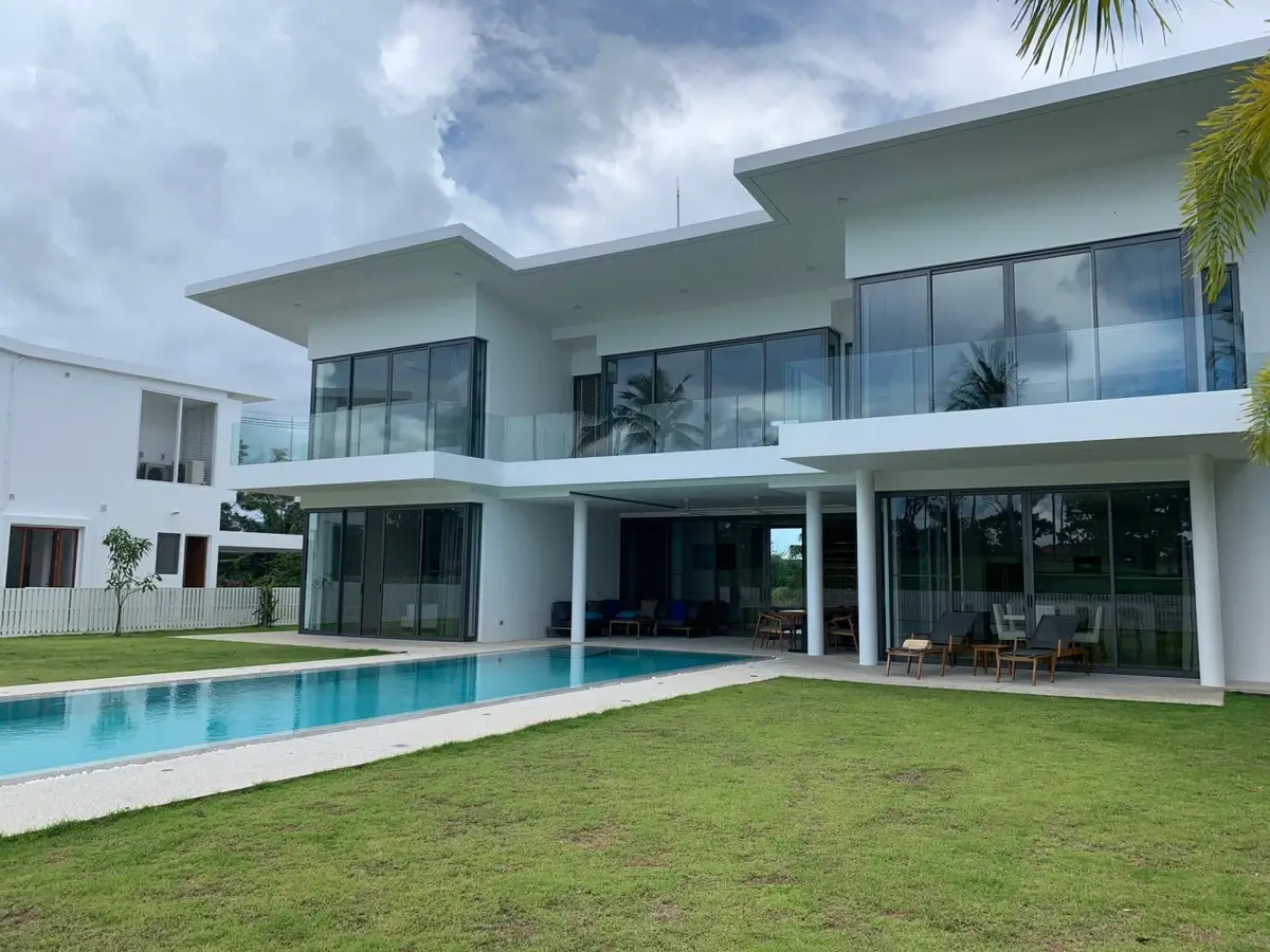 4-Bed Golf Course View Villa in Laguna Homes, Layan — Layan · 1/35