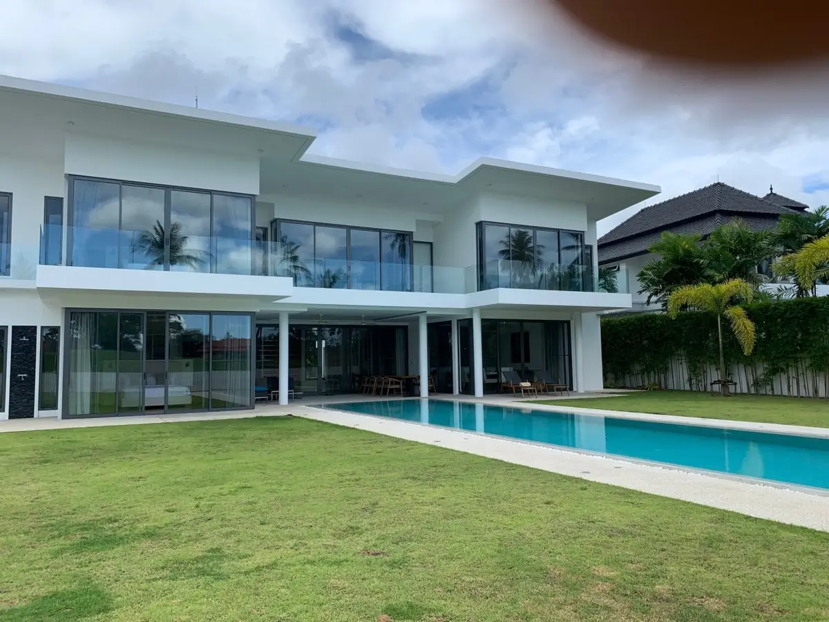 4-Bed Golf Course View Villa in Laguna Homes, Layan — Layan · 2/35