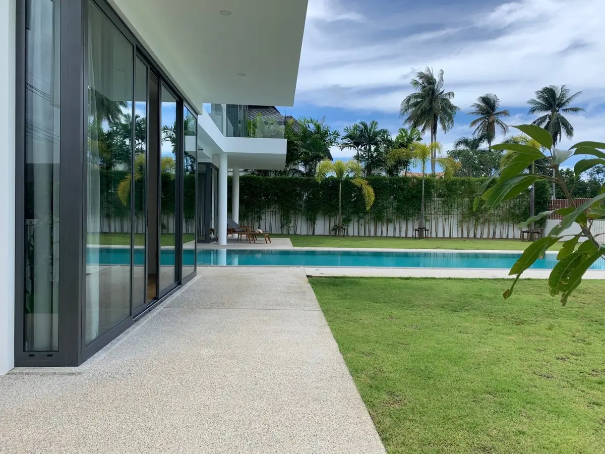 4-Bed Golf Course View Villa in Laguna Homes, Layan — Layan · 4/35