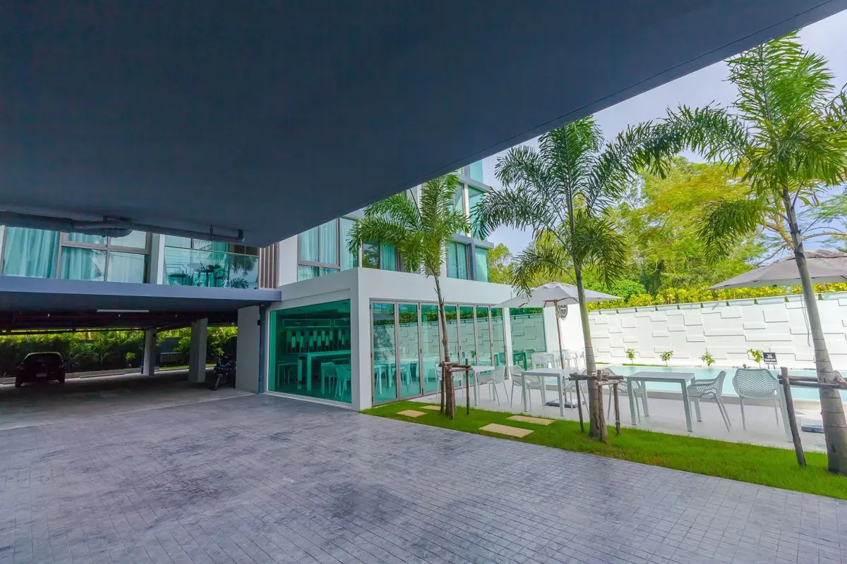 1-Bed Oceanstone Apartment near Bang Tao Beach — Bang Tao · 5/42
