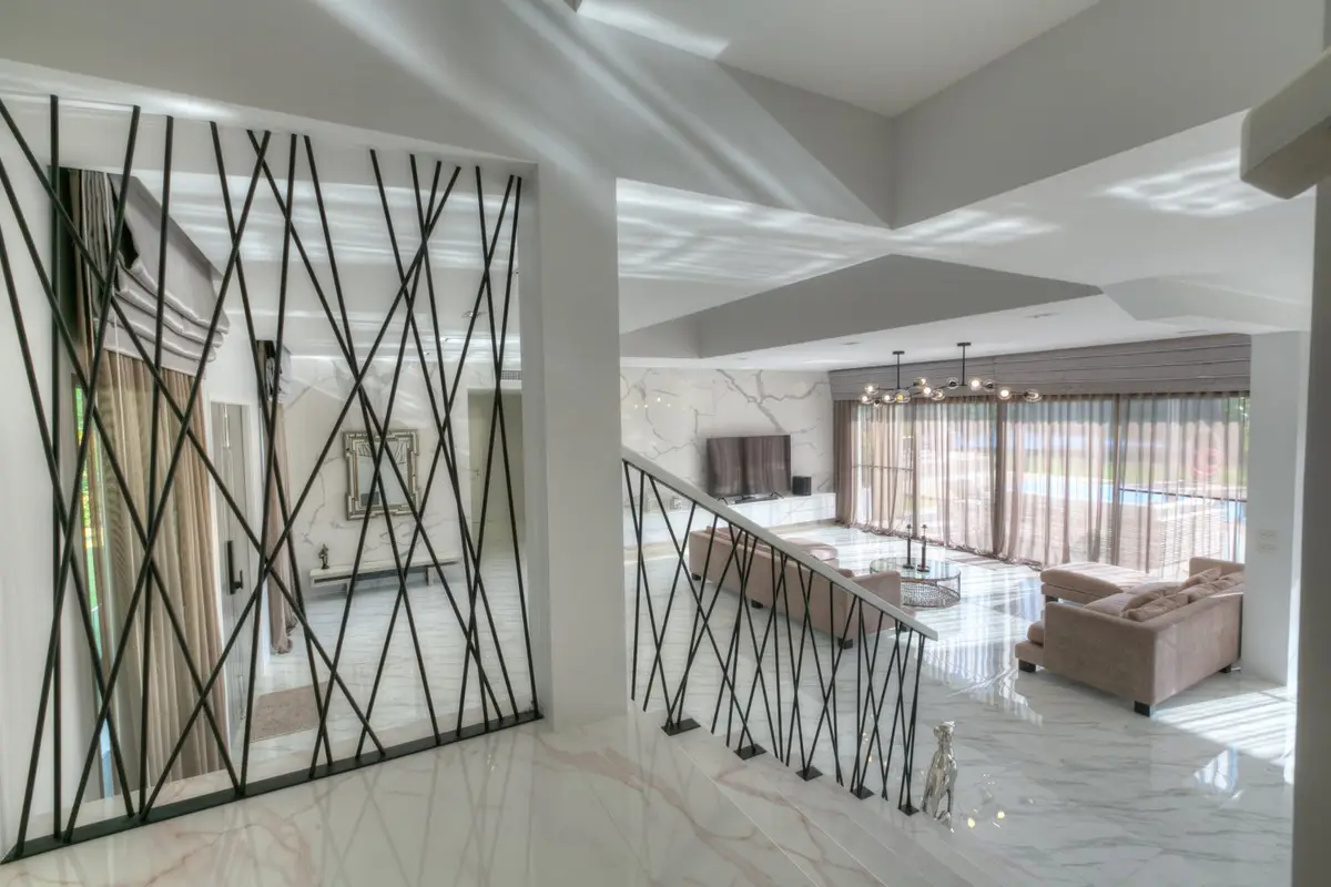 4-Bed Villa with Lake View and Private Spa in Laguna Village — Layan · 4/62