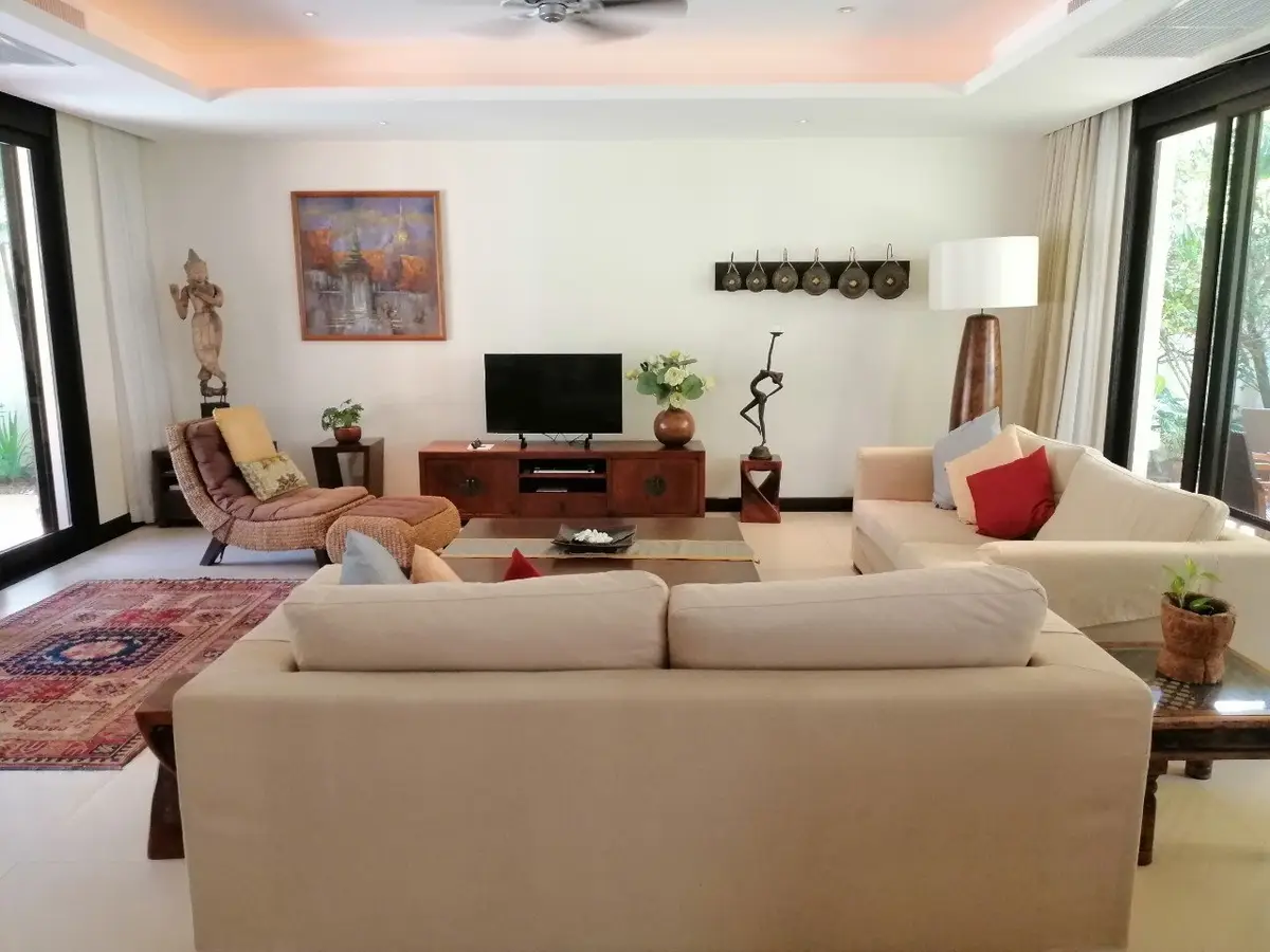 4-Bed Pool Villa for Rent in Chom Tawan near Bang Tao Beach — Layan · 5/39
