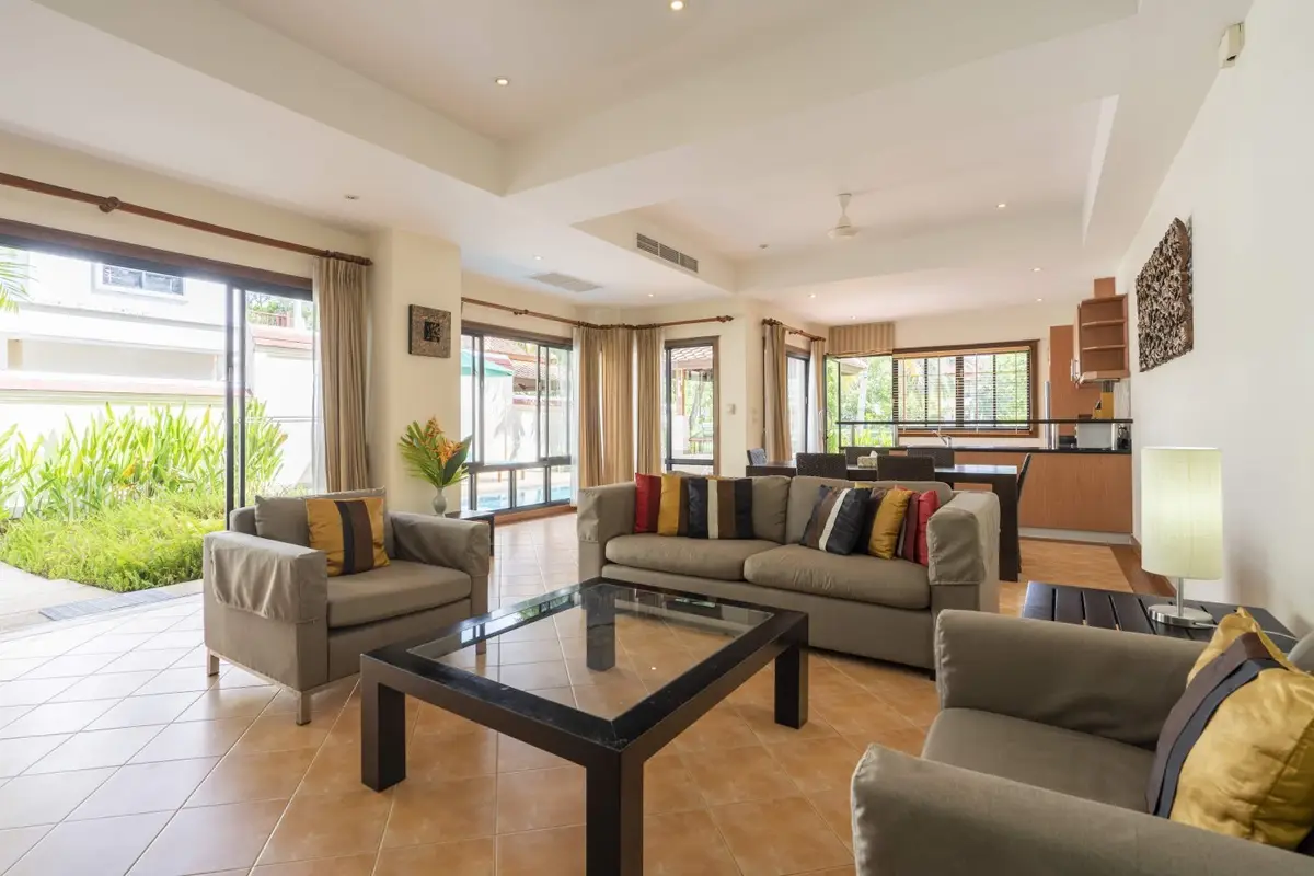 Three-bedroom lakeside villa at Angsana Villas Resort, Laguna — Layan · 2/85