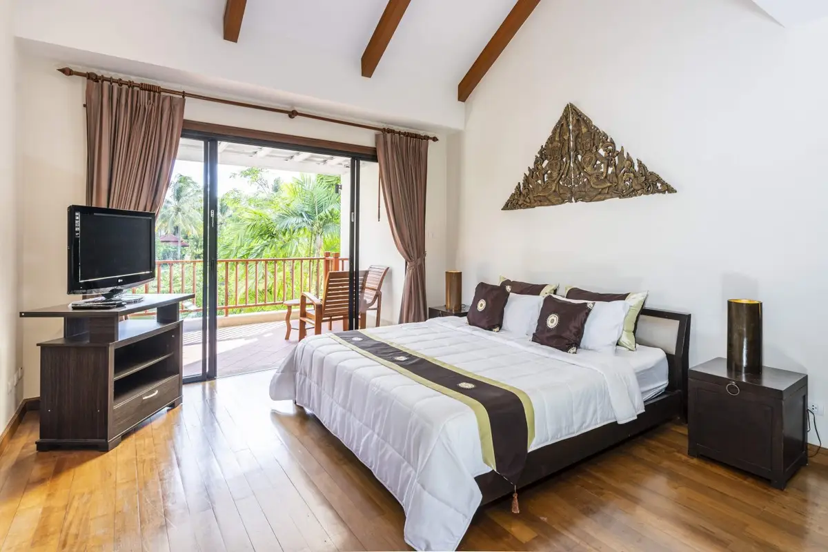 Three-bedroom lakeside villa at Angsana Villas Resort, Laguna — Layan · 3/85