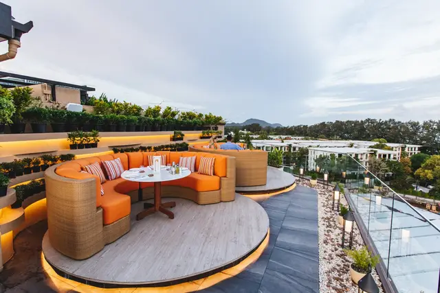 Studio Apartments, with sea view in Proud Rawai project, on Rawai beach — Rawai