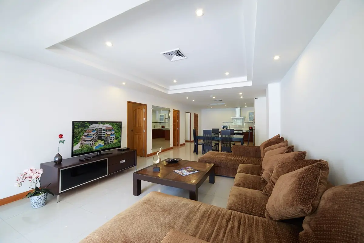 Cozy 2-bedroom apartments, with mountain view in Surin Sabai project, on Surin Beach beach — Surin · 2/14