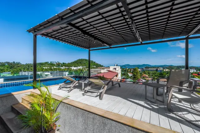 Stylish 3-bedroom penthouse, with sea view in Surin Sabai project, on Surin Beach beach — Surin