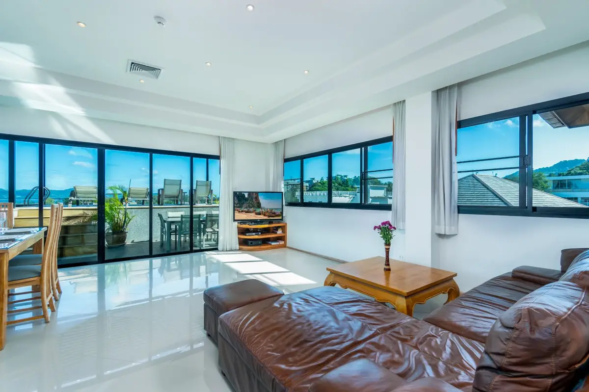 Three-bedroom sea-view penthouse at Surin Sabai 2, 262 sqm — Surin · 3/11