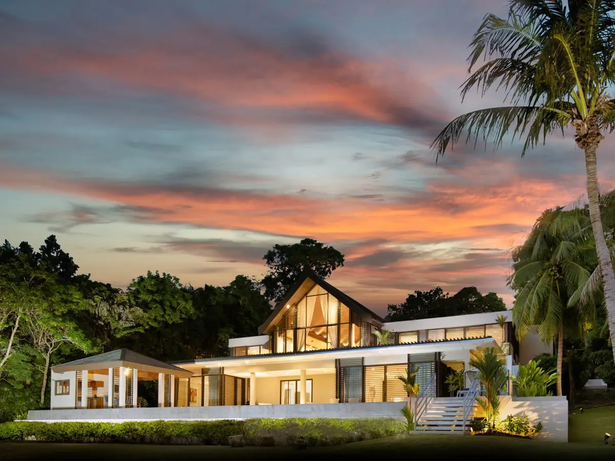 5-Bed Beachfront Villa with Sea View at Cape Yamu — Cape Yamu · 1/26