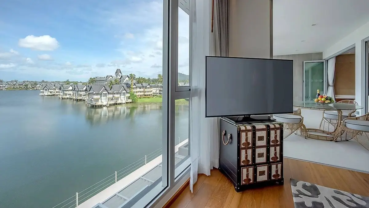 3-Bed Apartment with Private Pool at Angsana, Bang Tao — Bang Tao · 2/28