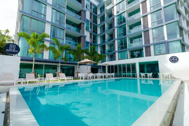 Luxurious 2-bedroom apartments, with urban view in Ocean Stone project, on Bangtao / Laguna beach — Bang Tao