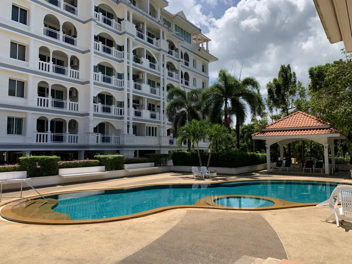 1-Bed Freehold Apartment at Heritage Suites, Kathu — Kathu · 2/24
