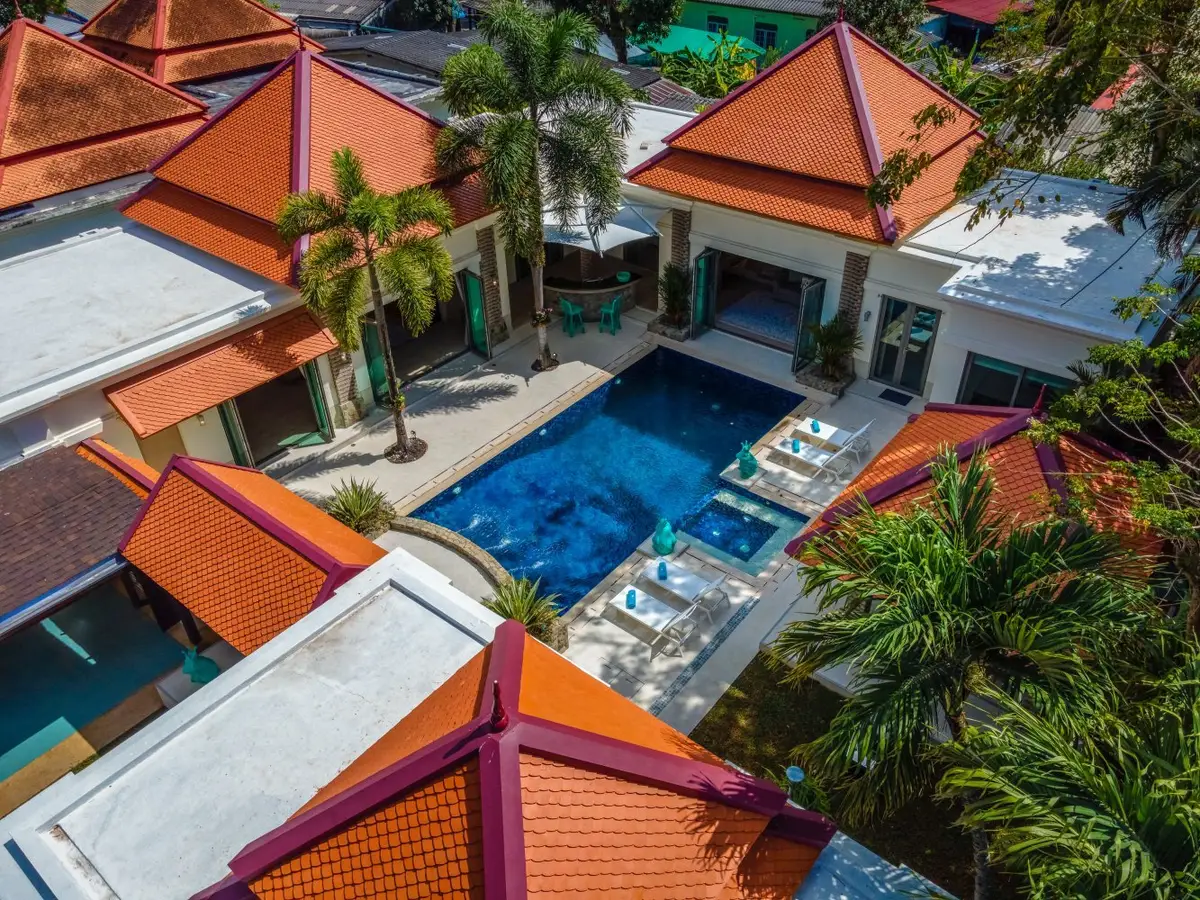 5-Bed Villa for Rent at Sai Taan near Bang Tao Beach — Bang Tao · 2/44