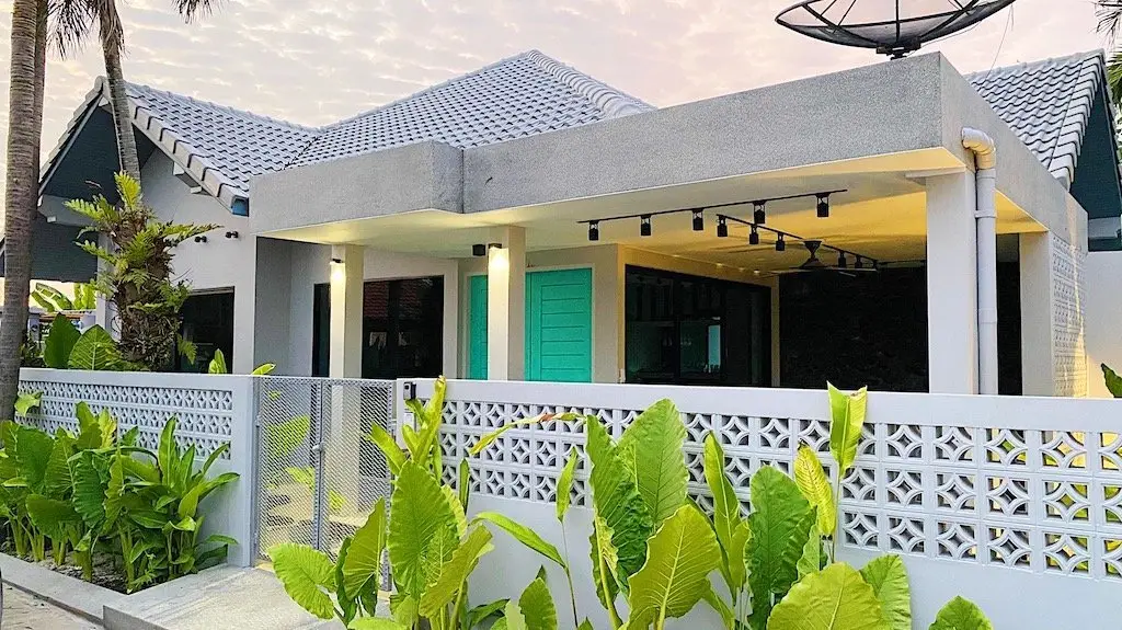 Three-Bedroom Villa near Nai Yang Beach with Garden Outlook — Nai Yang · 2/50