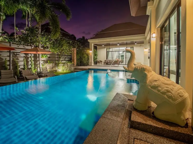 Renovated 2-Bed Villa at Baan Bua near Nai Harn Beach — Nai Harn · 5/34