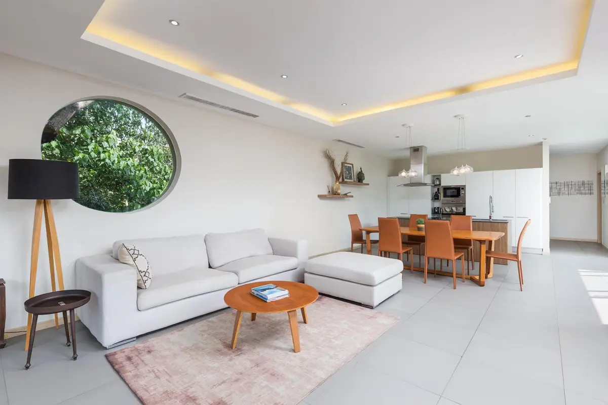 Stunning 4-bedroom villa, with pool view in Sunpao project, on Layan Beach beach — Layan · 2/20