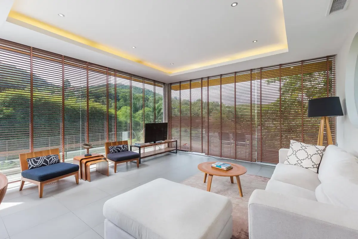 Stunning 4-bedroom villa, with pool view in Sunpao project, on Layan Beach beach — Layan · 3/20