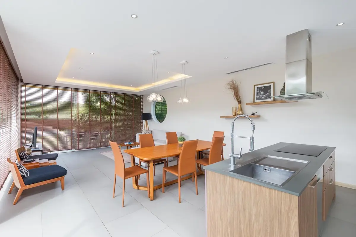 Stunning 4-bedroom villa, with pool view in Sunpao project, on Layan Beach beach — Layan · 4/20