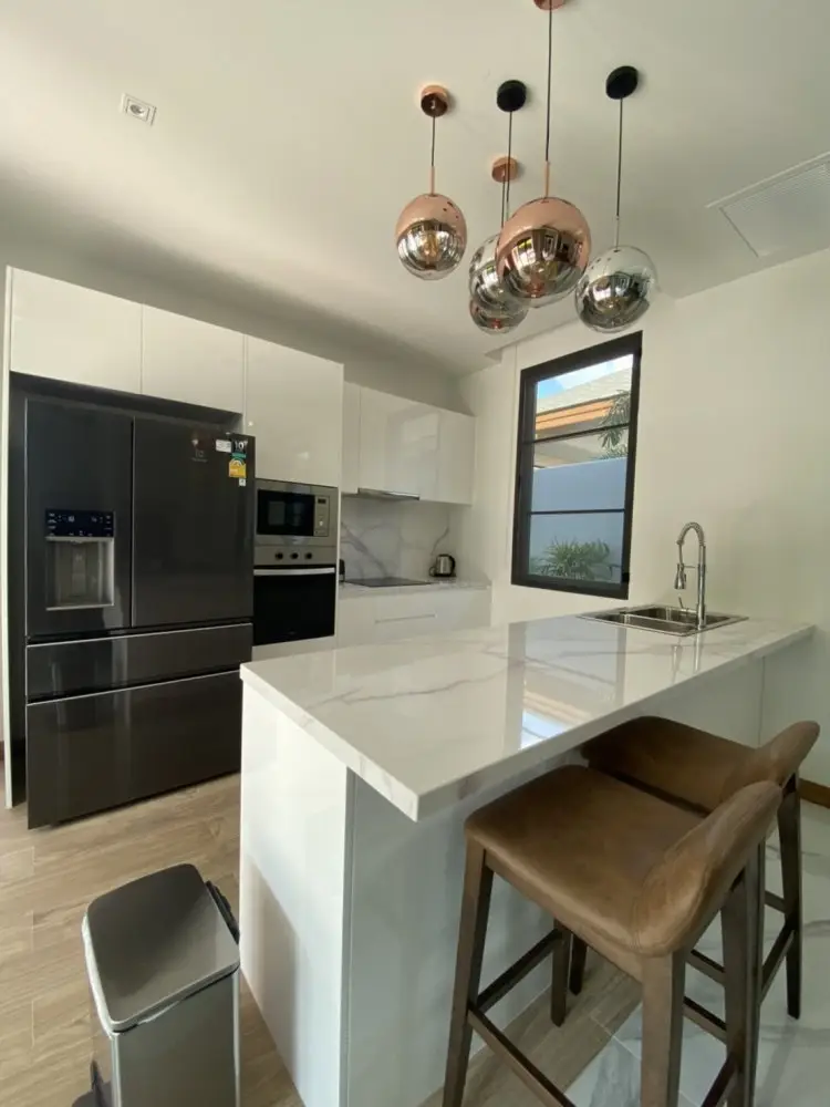 Stylish 3-bedroom villa, with pool view, on Bangtao / Laguna beach — Bang Tao · 5/18