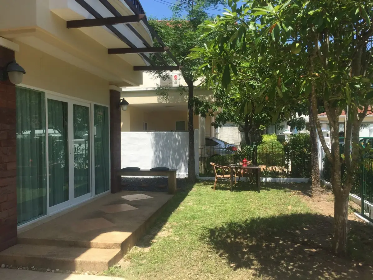Three-bedroom detached house with garden in Cape Yamu — Cape Yamu · 4/29