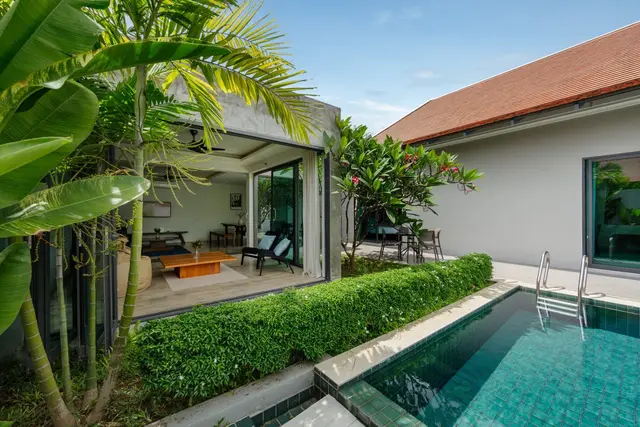 Chic 3-bedroom villa, with pool view, on Bangtao / Laguna beach — Bang Tao