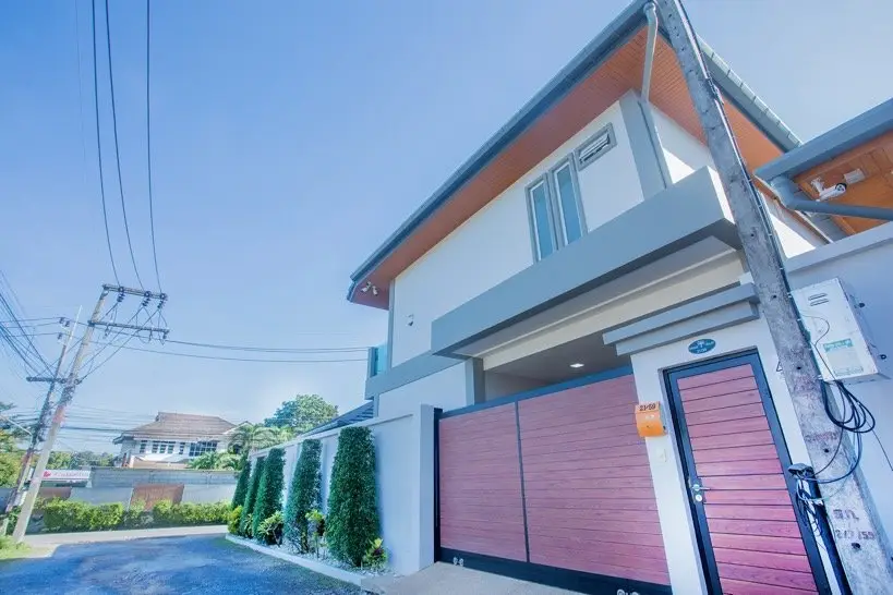 Luxury 4-bedroom villa, with sea view and near the sea, on Rawai beach — Rawai · 4/60