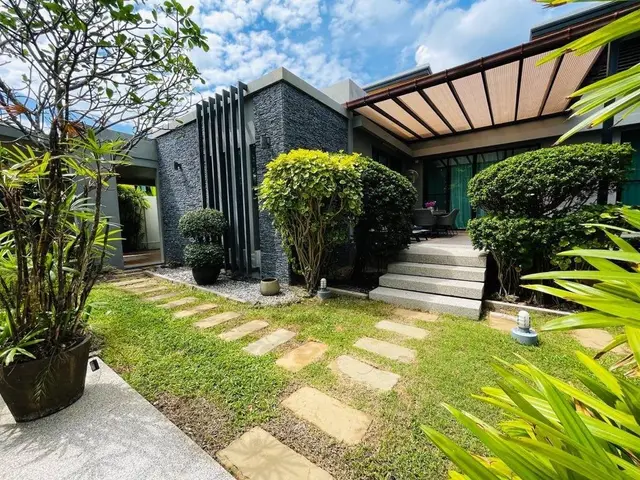 Stunning 3-bedroom villa, with pool view in Baan Bua Modern Zen project, on Nai Harn beach — Nai Harn