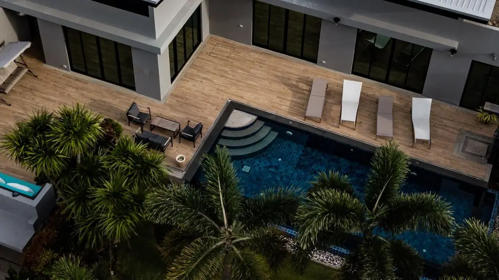 Stunning 3-bedroom villa, with pool view in Baan Bua Modern Zen project, on Nai Harn beach — Nai Harn · 5/26