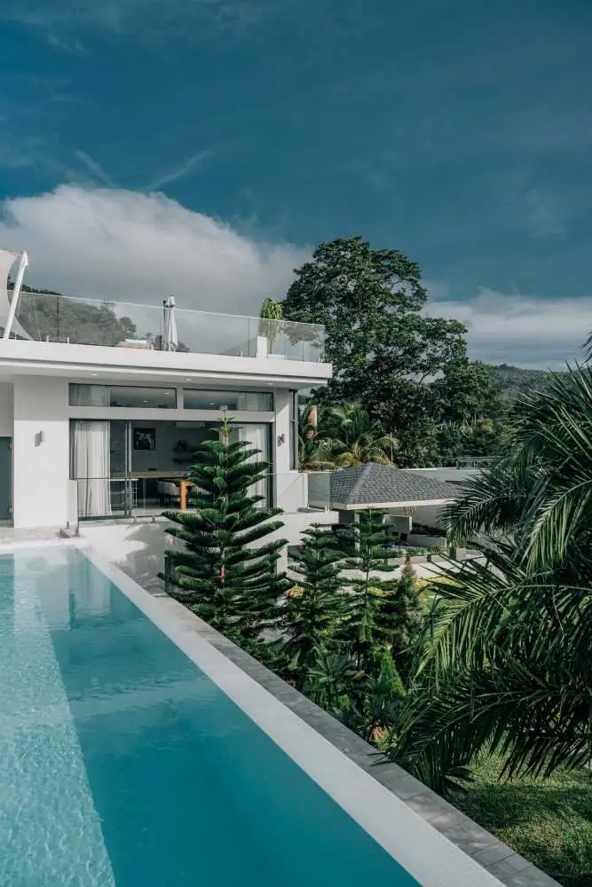 Astonishing premium, large 6-bedroom villa, with urban view, on Kamala Beach beach — Kamala · 3/79