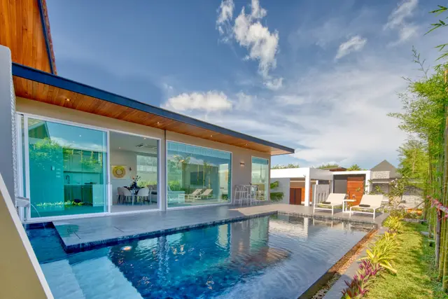 Premium -Bedroom Villa, with urban view in Sunpao Rawai project, on Rawai beach — Rawai