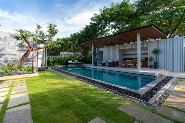 Spacious -Bedroom Villa, with pool view, on Bangtao / Laguna beach — Layan