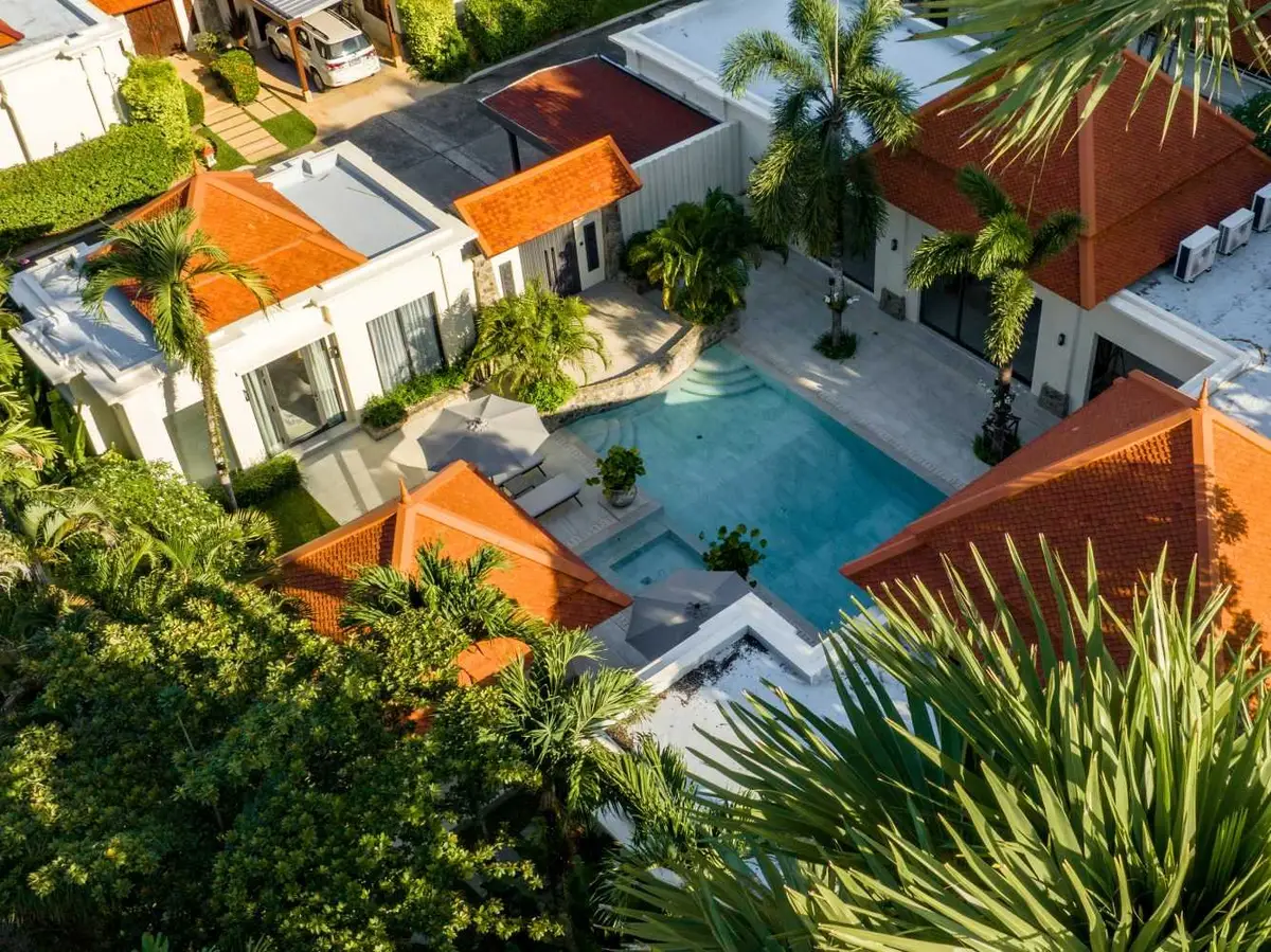 Renovated 5-Bed Single-Storey Villa in Sai Taan, Bang Tao — Bang Tao · 2/93