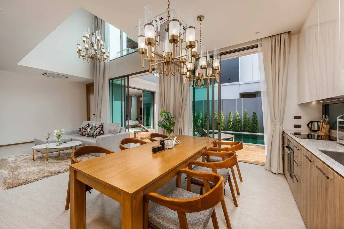 Fashionable 3-bedroom villa, with pool view, on Thalang beach — Cherng Talay · 5/25