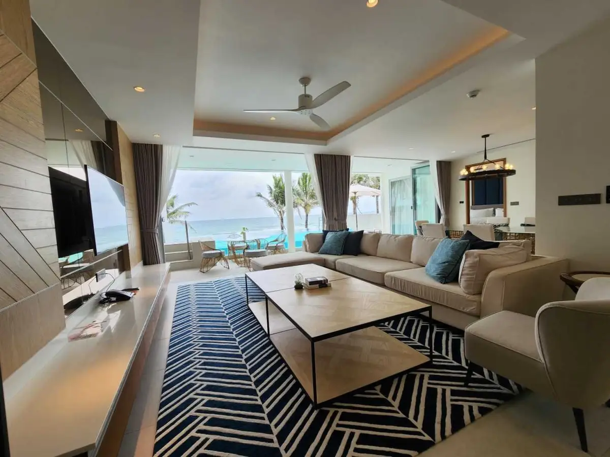 Sea-view 3-bedroom apartment at Angsana Beachfront Residences — Bang Tao · 5/19