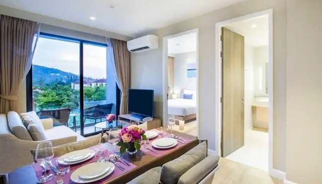 Stylish 2-bedroom apartments, with mountain view in Diamond Condominium project, on Bangtao / Laguna beach — Bang Tao