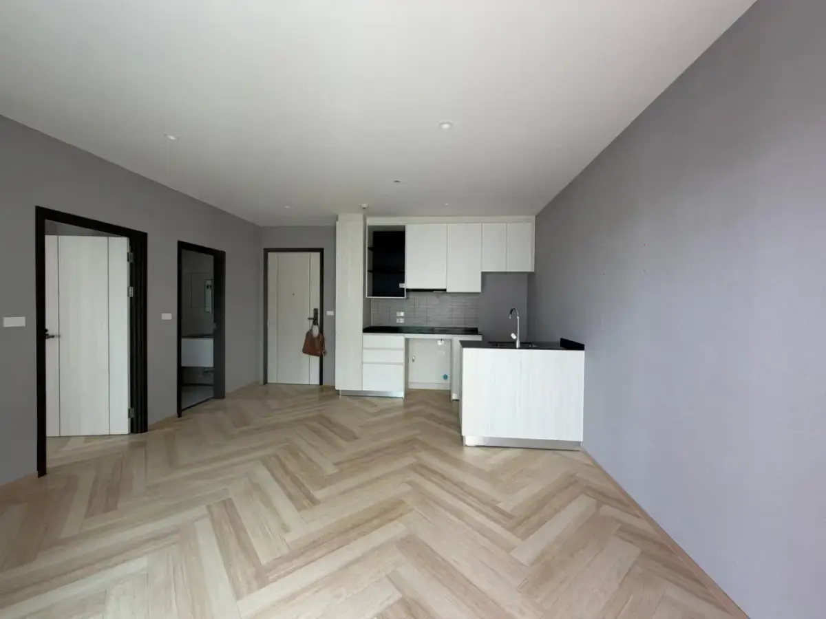 1-Bed Apartment on the Fifth Floor, The Title Bangtao Legendary — Bang Tao · 3/21