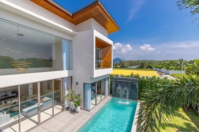 Gorgeous 3-bedroom villa, with pool view in Zenithy project, on Bangtao / Laguna beach — Cherng Talay