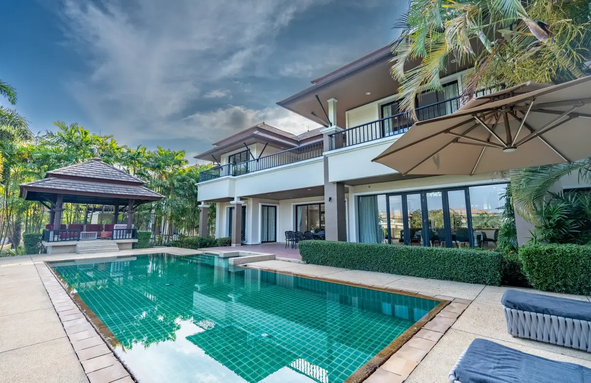 5-bedroom residence of 1,464 sq m in Laguna Village, Layan — Layan · 1/15