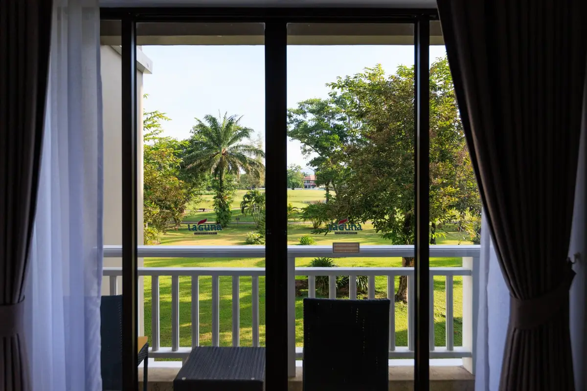 Incredible 1-bedroom apartments, with golf course in Allamanda and project, on Bangtao / Laguna beach — Bang Tao · 3/10