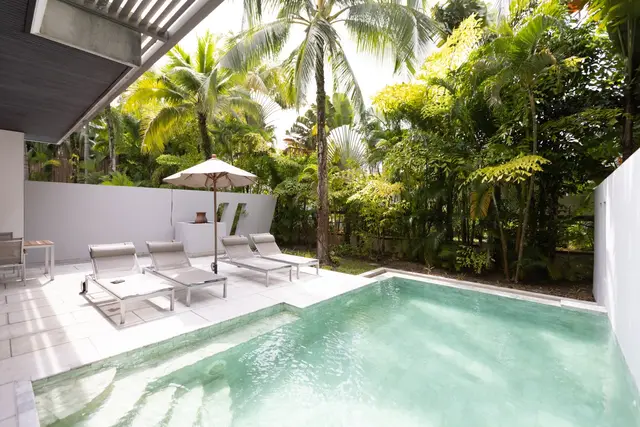 Comfortable 3-bedroom apartments, with pool view in Mandala Condominium project, on Bangtao / Laguna beach — Bang Tao