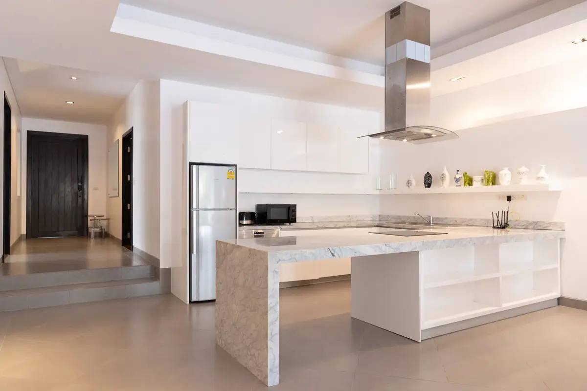 Three-Bedroom Apartment at Mandala Condominium, Bang Tao — Bang Tao · 2/18