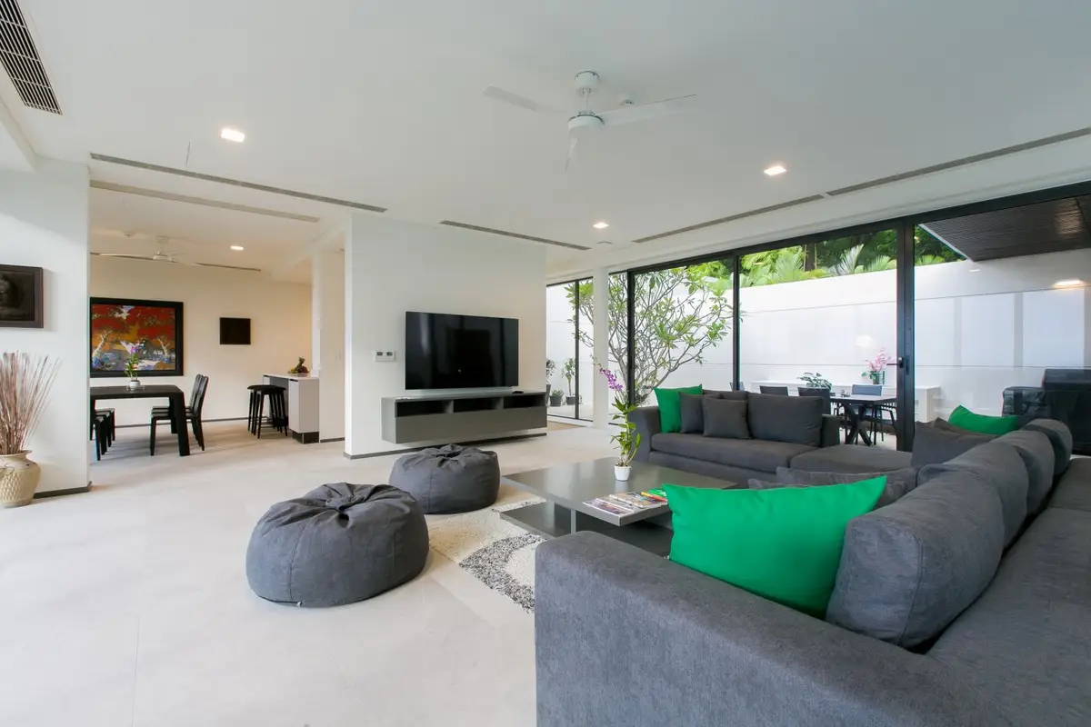 Three-Bedroom 410 sqm Sea View Apartment, The Heights, Kata — Kata · 4/17