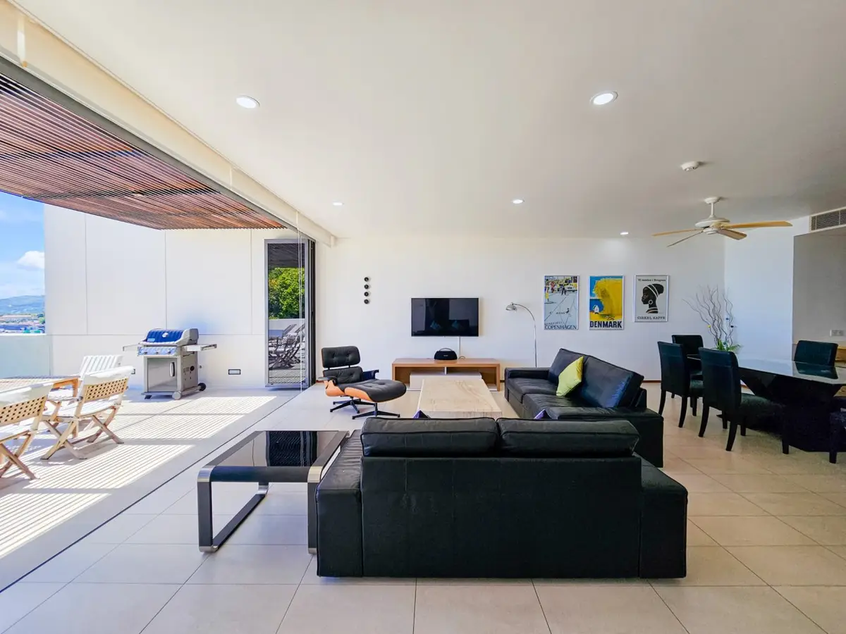 Two-Bedroom Apartment with Balcony and Sea View, The Heights — Kata · 1/14